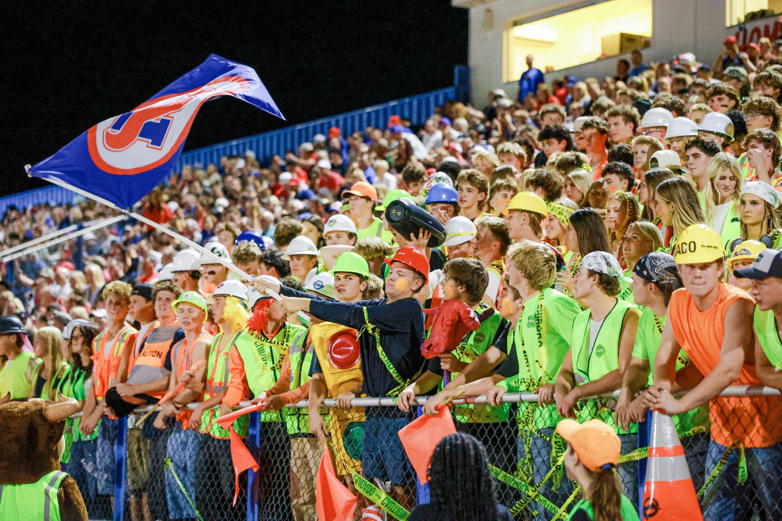 Mountain View Toro Football game action photo