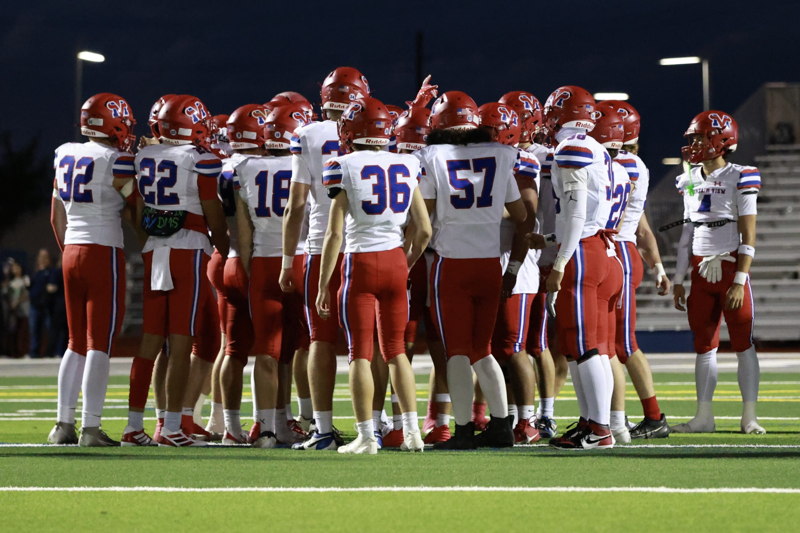 Mountain View Toro Football team moment